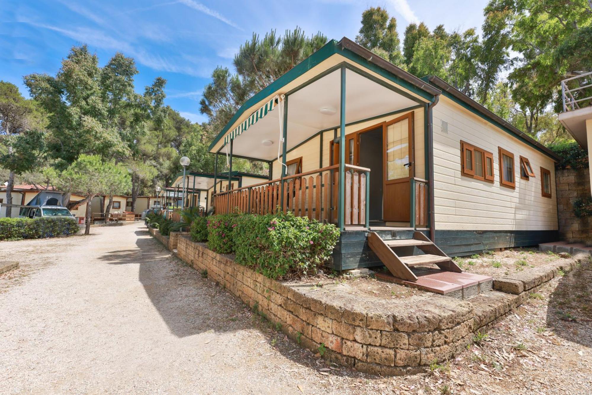 Camping Village Le Calanchiole กาโปลิเวรี ภายนอก รูปภาพ