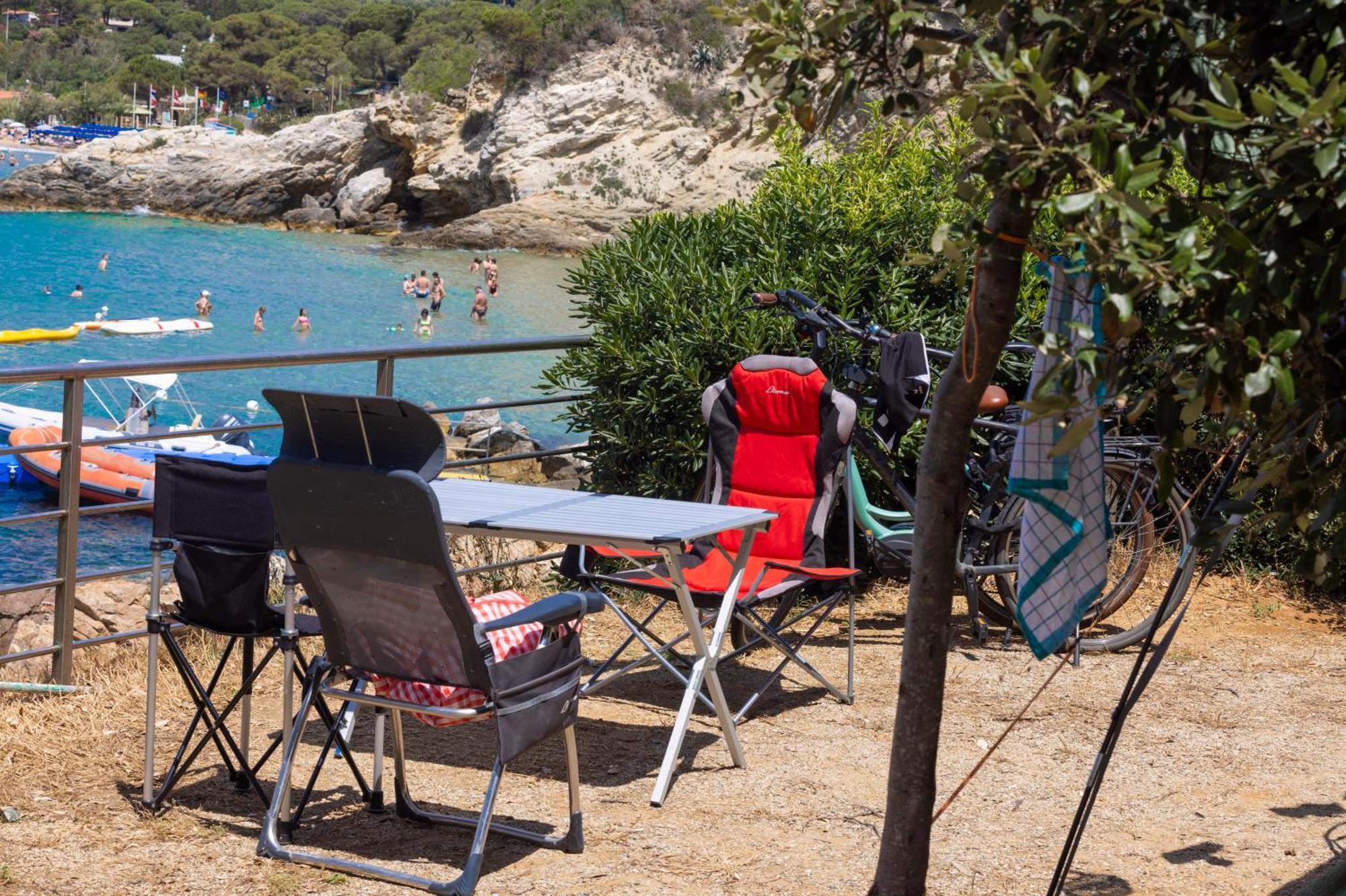 Camping Village Le Calanchiole กาโปลิเวรี ภายนอก รูปภาพ